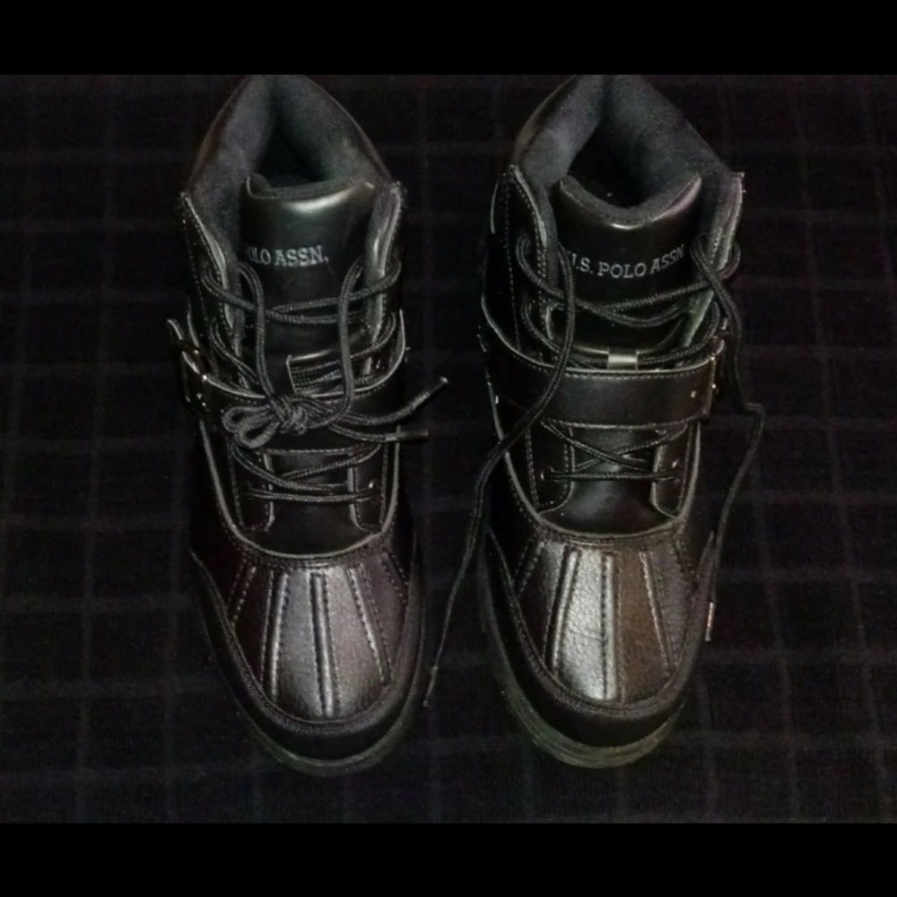 Men's US Polo Assn. Shoe Size 9M Never Worn